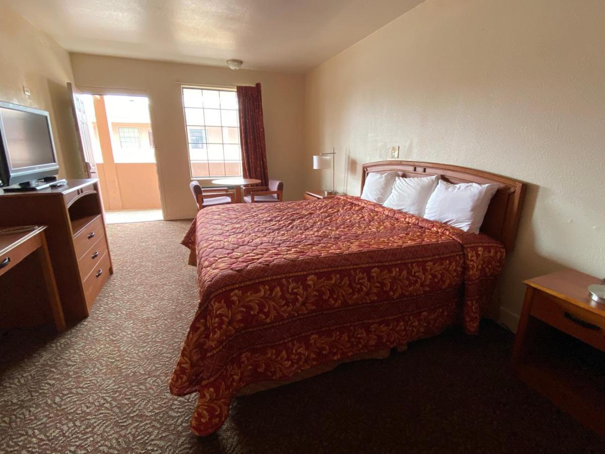 Travel Inn Lackland Sea World San Antonio Bagian luar foto