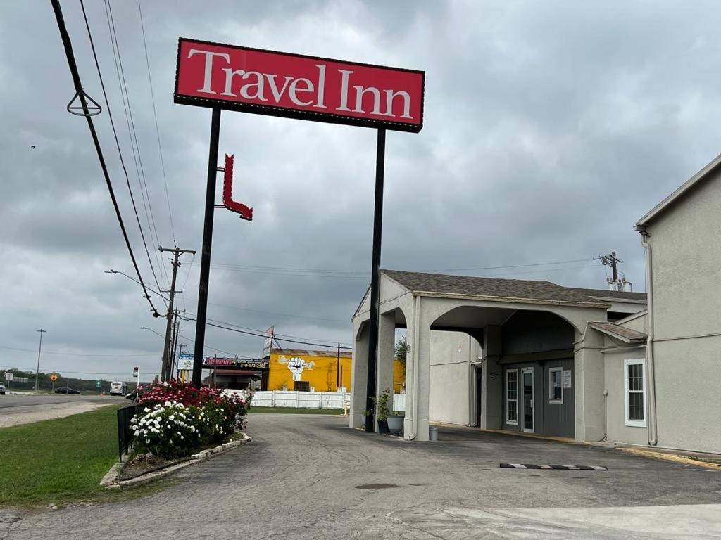 Travel Inn Lackland Sea World San Antonio Bagian luar foto